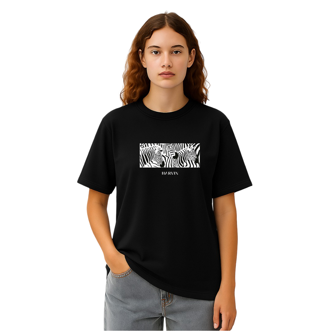 WOMEN'S BLACK OVERSIZED T-SHIRT | ZEBRA MIRAGE EDITION
